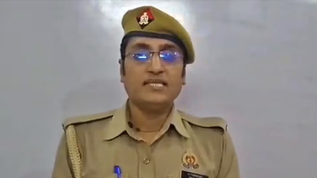 उत्तर प्रदेश पुलिस: भ्रष्टाचार के खिलाफ आवाज उठाने वाले सिपाही सुनील शुक्ला सस्पेंड