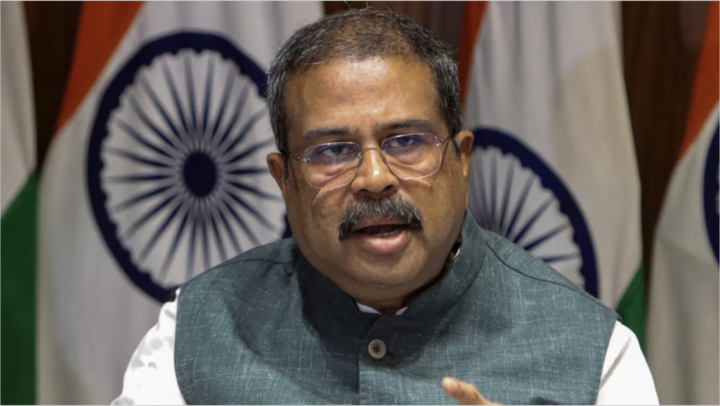 NEET विवाद और युवाओं का आक्रोश: शिक्षा मंत्री धर्मेंद्र प्रधान के इस्तीफे के मायने NEET विवाद और युवाओं का आक्रोश: शिक्षा मंत्री धर्मेंद्र प्रधान के इस्तीफे के मायने