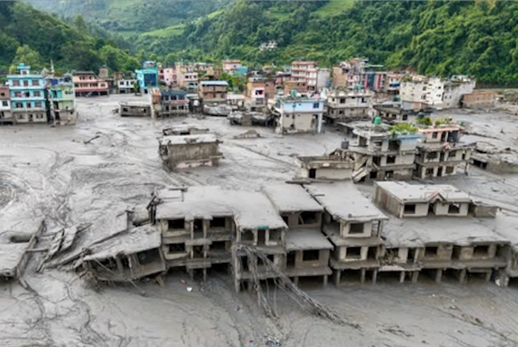 नेपाल में जलप्रलय: हिमालय की गोद में मची भीषण तबाही की कहानी