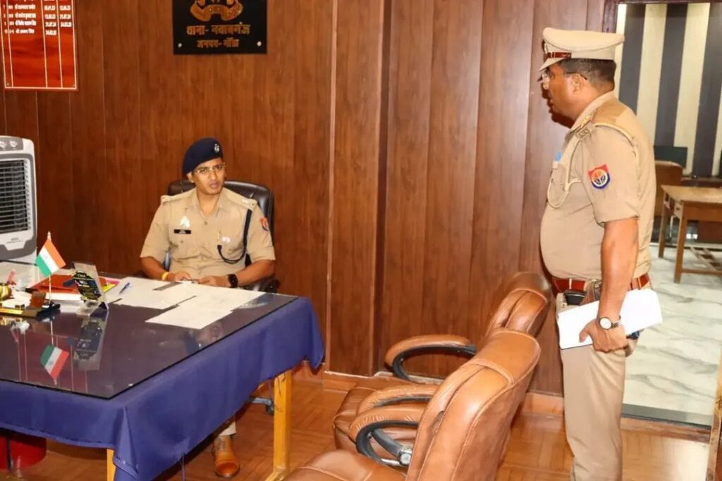 गोण्डा : एसपी ने नवाबगंज थाने का किया गया औचक निरीक्षण, दिए आवश्यक निर्देश