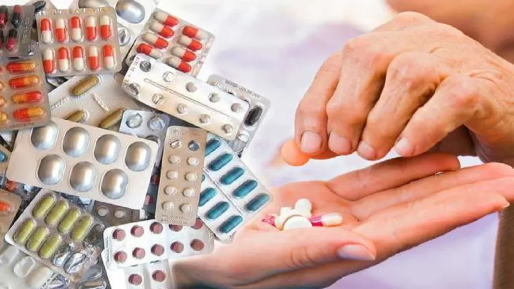 UPMSCL: दवा में गड़बड़ी मिली, कंपनी तीन साल के लिए ब्लैकलिस्ट UPMSCL: दवा में गड़बड़ी मिली, कंपनी तीन साल के लिए ब्लैकलिस्ट